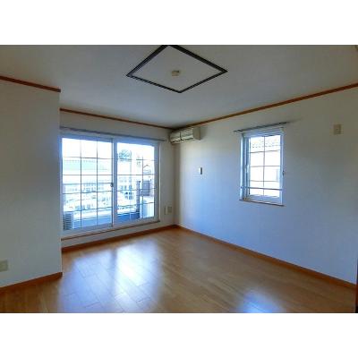 プリムローズＡ 203【管理NO：1-012150901-02030】 ★家具家電は申し込み後に搬入します★ ★2026年09月中旬入居可能★の物件画像