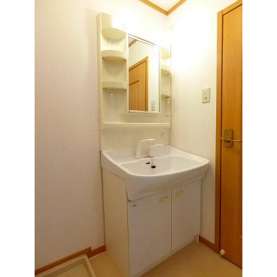 プリムローズＡ 203【管理NO：1-012150901-02030】 ★家具家電は申し込み後に搬入します★ ★2026年09月中旬入居可能★の物件画像