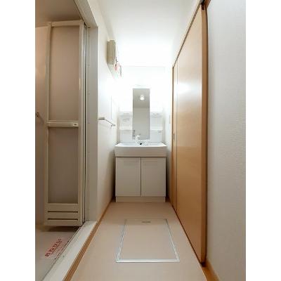 モダン　ソレイユⅡ 201【管理NO：1-016437701-02010】 ★家具家電は申し込み後に搬入します★ ★2026年09月中旬入居可能★の物件画像