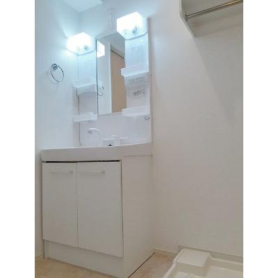 キャンポ・ディ・フィオリ 103【管理NO：1-021387601-01030】 ★家具家電は申し込み後に搬入します★ ★2026年08月中旬入居可能★の物件画像