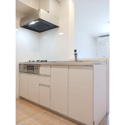 タイムリーⅠ 102【管理NO：1-024155701-01020】 ★家具家電は申し込み後に搬入します★の物件画像