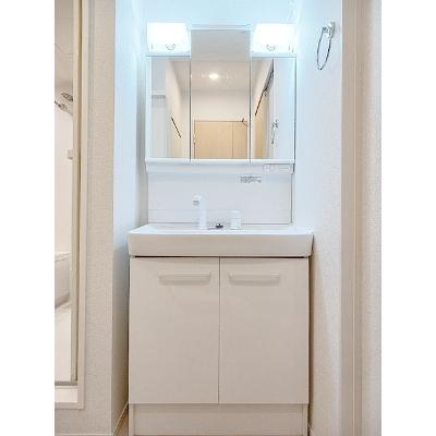 タイムリーⅠ 102【管理NO：1-024155701-01020】 ★家具家電は申し込み後に搬入します★の物件画像