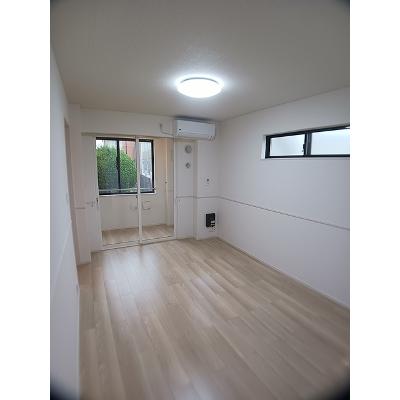 向日葵之颯Ⅰ 102【管理NO：1-028603601-01020】 ★家具家電は申し込み後に搬入します★ ★2026年09月下旬入居可能★の物件画像
