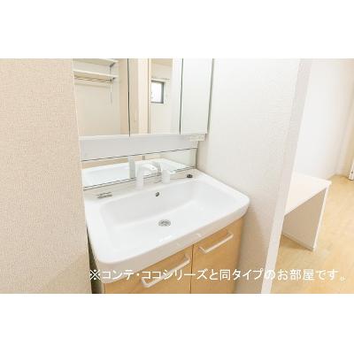ヘリオス 102【管理NO：1-028465601-01020】 ★家具家電は申し込み後に搬入します 2026年10月上旬入居可能の物件画像