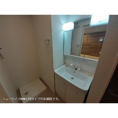 フォルム 103【管理NO：1-028186101-01030】 ★家具家電は申し込み後に搬入します 2026年10月上旬入居可能の物件画像