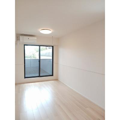 レジェンドⅡ 201【管理NO：1-027447401-02010】 ★家具家電は申し込み後に搬入します 2026年08月下旬入居可能の物件画像