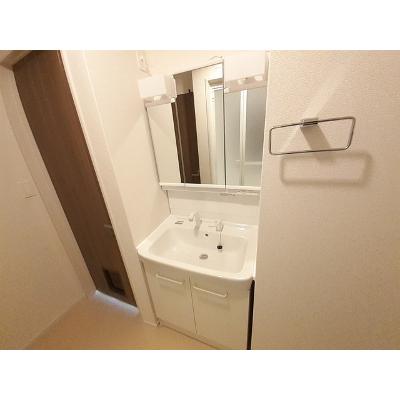 バンブー　ニン　Ｂ 103【管理NO：1-026976502-01030】 ★家具家電は申し込み後に搬入します★ ★2026年10月下旬入居可能★の物件画像