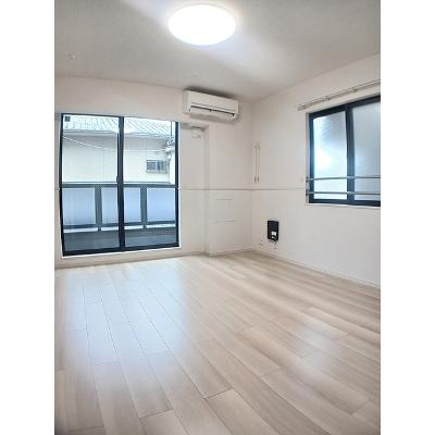 メープルコート小川 202【管理NO：1-028432901-02020】 ★家具家電は申し込み後に搬入します★の物件画像