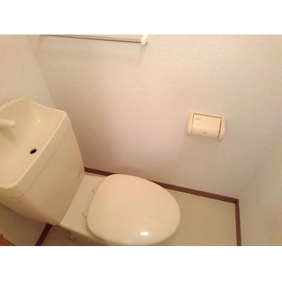 サンパティオ 103【管理NO：1-010887401-01030】 ★家具家電は申し込み後に搬入します★の物件画像