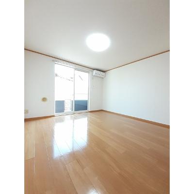 アヴェニール 101【管理NO：1-011556801-01010】 ★家具家電は申し込み後に搬入します★の物件画像