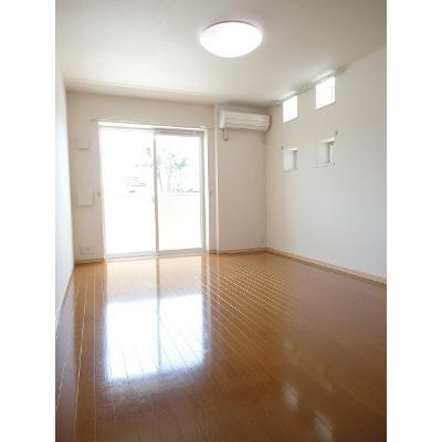 シャンテ　カノン 105【管理NO：1-015530401-01050】 ★家具家電は申し込み後に搬入します★ ★2026年09月中旬入居可能★の物件画像