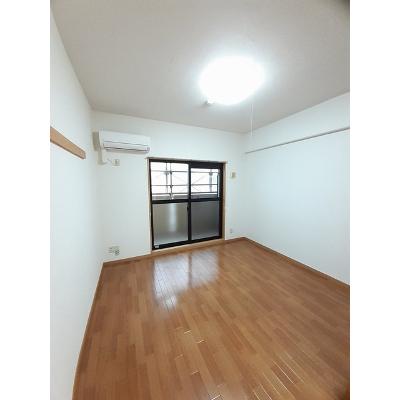サンリット・平砂 302【管理NO：1-012820201-03020】 ★家具家電は申し込み後に搬入します★の物件画像