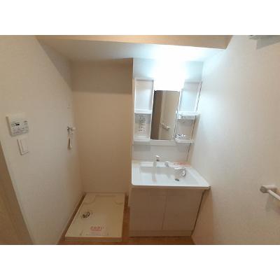 ラフレシール花見Ⅲ 102【管理NO：1-023605103-01020】 ★家具家電は申し込み後に搬入します★ ★2026年08月下旬入居可能★の物件画像