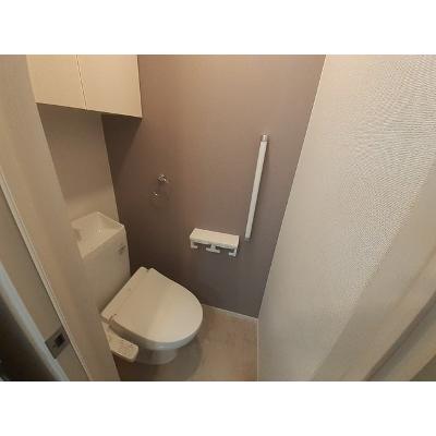 リバープレイン木床Ⅰ 102【管理NO：1-026989201-01020】 ★家具家電は申し込み後に搬入します★の物件画像
