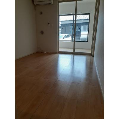 カレントヴィラ 104【管理NO：1-022344701-01040】 ★家具家電は申し込み後に搬入します★の物件画像