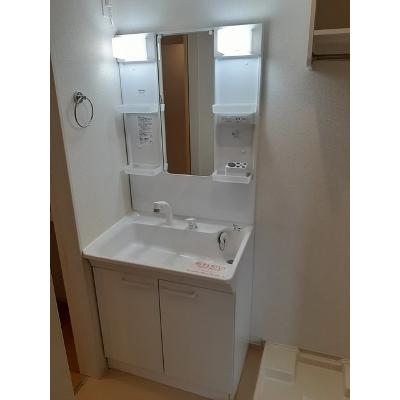 カレントヴィラ 104【管理NO：1-022344701-01040】 ★家具家電は申し込み後に搬入します★の物件画像