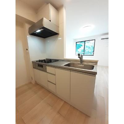 コンフィアンスⅤ 203【管理NO：1-025610201-02030】 ★家具家電は申し込み後に搬入します★の物件画像