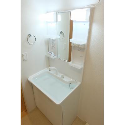プルメリア 201【管理NO：1-021682701-02010】 ★家具家電は申し込み後に搬入します★ ★2026年08月中旬入居可能★の物件画像