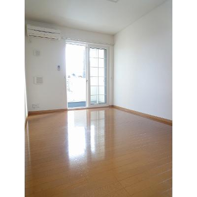 ジュネス 101【管理NO：1-014377101-01010】 ★家具家電は申し込み後に搬入します★ ★2026年10月中旬入居可能★の物件画像