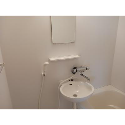 エルディム平沢 106【管理NO：1-002119301-01050】 ★家具家電は申し込み後に搬入します★の物件画像
