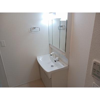 リバーサイドＳ 102【管理NO：1-028196201-01020】 ★家具家電は申し込み後に搬入します★ ★2026年09月中旬入居可能★の物件画像