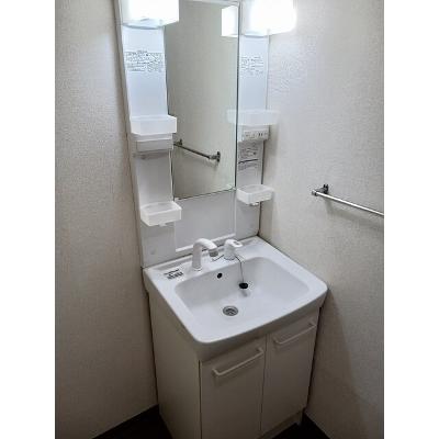 サンマリーナ 203【管理NO：1-005217801-02030】 ★家具家電は申し込み後に搬入します★ ★2026年09月中旬入居可能★の物件画像