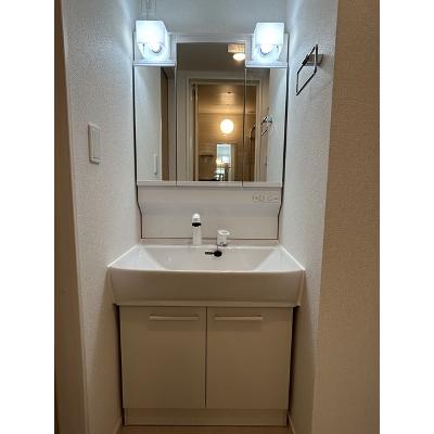 カフーエス 103【管理NO：1-028664401-01030】 ★家具家電は申し込み後に搬入します★の物件画像