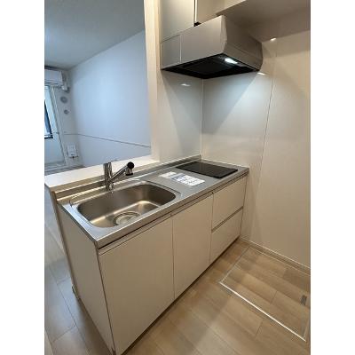 カフーエス 102【管理NO：1-028664401-01020】 ★家具家電は申し込み後に搬入します★の物件画像