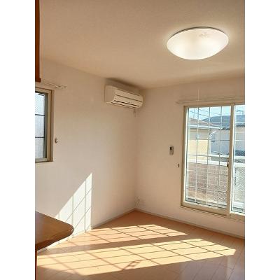 エクセル 201【管理NO：1-017152401-02010】 ★家具家電は申し込み後に搬入します★ ★2026年09月中旬入居可能★の物件画像