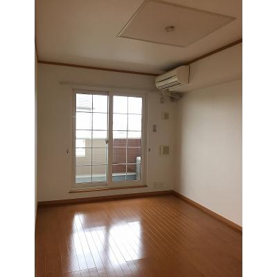 バーミィコート 202【管理NO：1-013403901-02020】 ★家具家電は申し込み後に搬入します★ ★2026年09月中旬入居可能★の物件画像