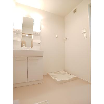 ラッフィナート 202【管理NO：1-017132101-02020】 ★家具家電は申し込み後に搬入します★ ★2026年09月中旬入居可能★の物件画像