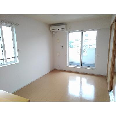 ピース　コート 201【管理NO：1-019522701-02010】 ★家具家電は申し込み後に搬入します★ ★2026年10月中旬入居可能★の物件画像