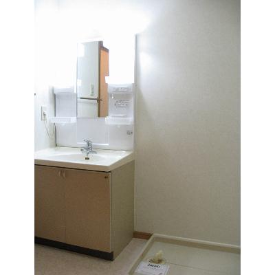 グローブⅡ 101【管理NO：1-009480701-01010】 ★家具家電は申し込み後に搬入します★ ★2026年09月中旬入居可能★の物件画像