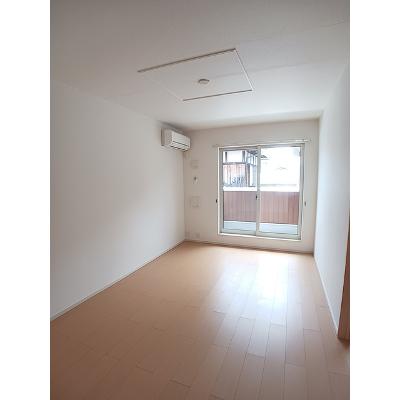 パンジー　ハウス 201【管理NO：1-018775001-02010】 ★家具家電は申し込み後に搬入します★の物件画像
