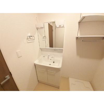 バンブー　ニン　Ａ 202【管理NO：1-026976501-02020】 ★家具家電は申し込み後に搬入します★ ★2026年10月中旬入居可能★の物件画像