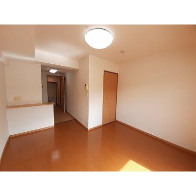 アウローラ冨士 202【管理NO：1-014260901-02020】 ★家具家電は申し込み後に搬入します★ ★2026年09月下旬入居可能★の物件画像