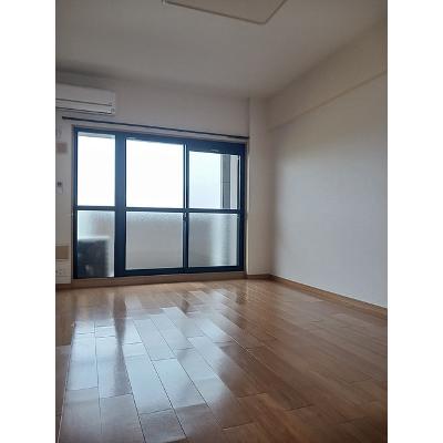 イルマーレ 605【管理NO：1-013402201-06040】 ★家具家電は申し込み後に搬入します★の物件画像