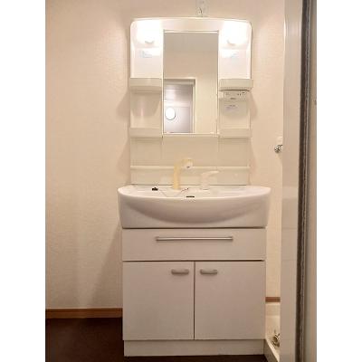 イルマーレ 605【管理NO：1-013402201-06040】 ★家具家電は申し込み後に搬入します★の物件画像