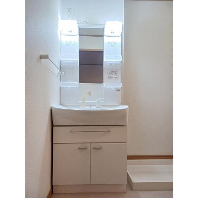 トゥー・ル・モンドＡ 102【管理NO：1-013408601-01020】 ★家具家電は申し込み後に搬入します★の物件画像