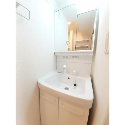ルーエ 102【管理NO：1-027014301-01020】 ★家具家電は申し込み後に搬入します★ ★2026年09月中旬入居可能★の物件画像
