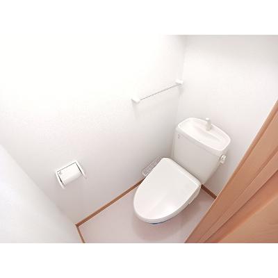メゾン・ド・ソレイユＢ 201【管理NO：1-013548302-02010】 ★家具家電は申し込み後に搬入します★の物件画像