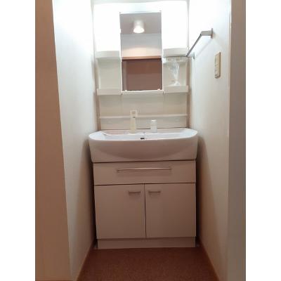 グラティテュード 203【管理NO：1-014410101-02030】 ★家具家電は申し込み後に搬入します★ ★2026年09月中旬入居可能★の物件画像