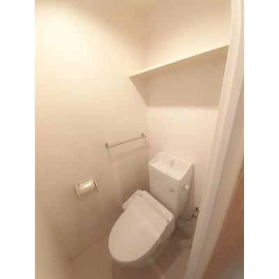 ラ　フローラ 101【管理NO：1-014439901-01010】 ★家具家電は申し込み後に搬入します★の物件画像