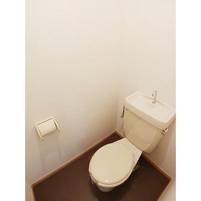 ワールドハイツ満永 103【管理NO：1-003177701-01030】 ★家具家電は申し込み後に搬入します★の物件画像