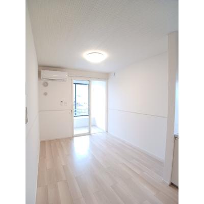 カーサみやびⅩ 102【管理NO：1-028320603-01020】 ★家具家電は申し込み後に搬入します★の物件画像