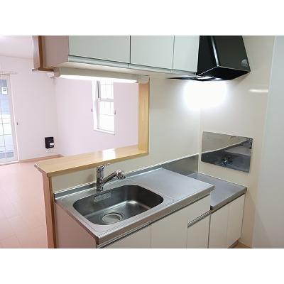 モンブラン 104【管理NO：1-015552201-01040】 ★家具家電は申し込み後に搬入します★ ★2026年08月下旬入居可能★の物件画像