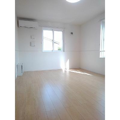 グッド９４６ 104【管理NO：1-024353901-01040】 ★家具家電は申し込み後に搬入します★ ★2026年09月中旬入居可能★の物件画像
