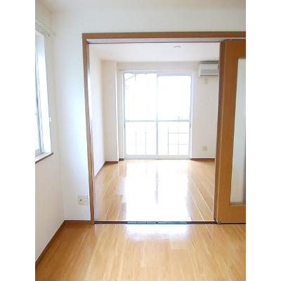 ＦｅｅＬ’ｓ 103【管理NO：1-011517601-01030】 ★家具家電は申し込み後に搬入します★ ★2026年10月中旬入居可能★の物件画像