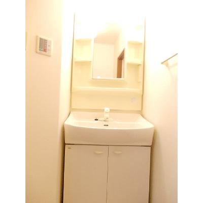 ＦｅｅＬ’ｓ 103【管理NO：1-011517601-01030】 ★家具家電は申し込み後に搬入します★ ★2026年10月中旬入居可能★の物件画像
