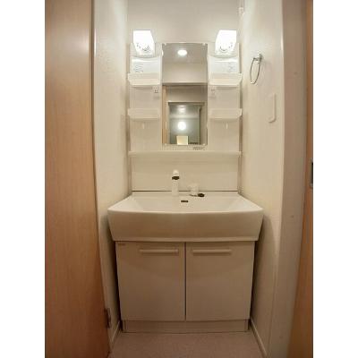 カーサカメリアⅢ 102【管理NO：1-021939303-01020】 ★家具家電は申し込み後に搬入します★ ★2026年09月中旬入居可能★の物件画像